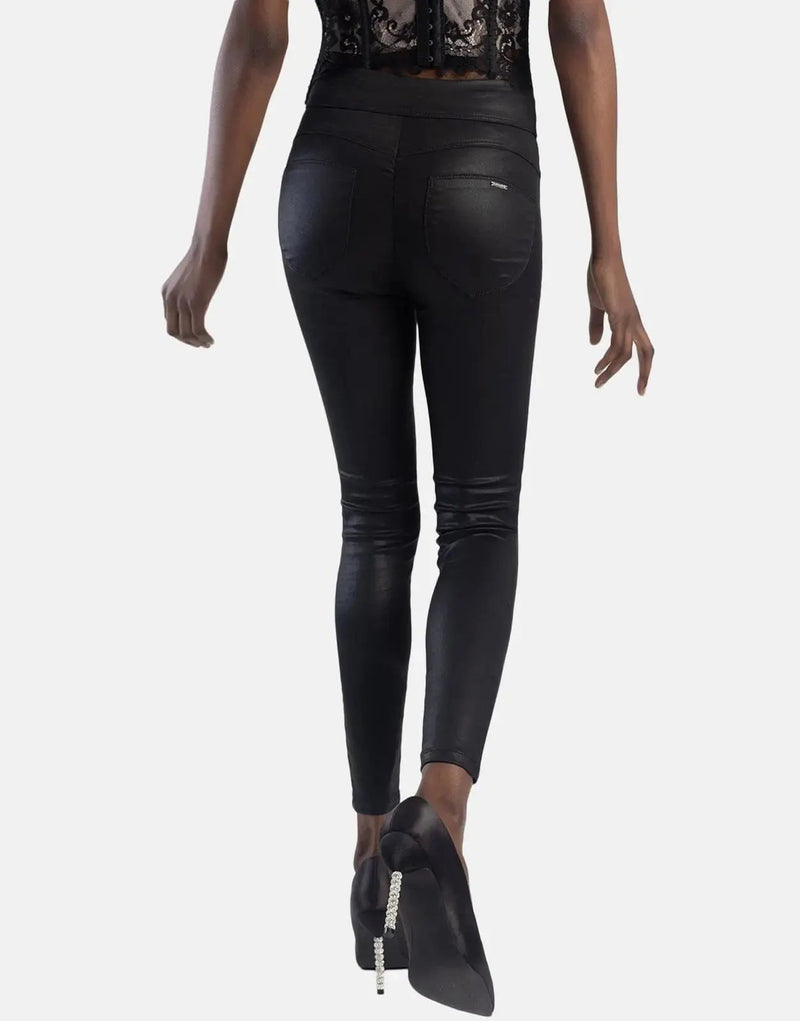 Sissy Boy Shape Up High-Waisted Black Jeans with Flattering Front Zip