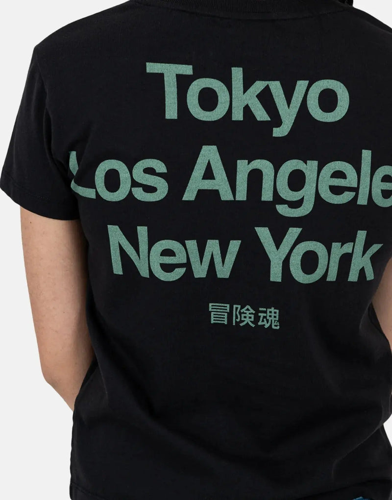 Superdry Women's Core Logo City Fitted Black Tee - Stylish Urban Comfort