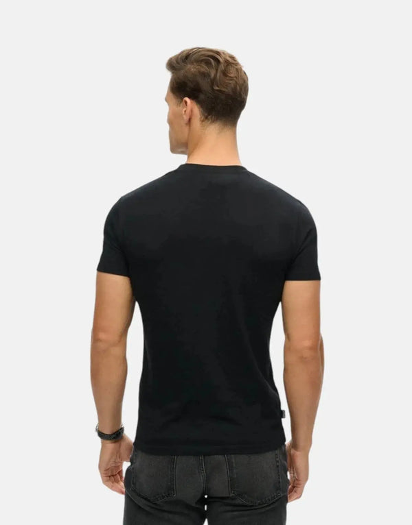 Superdry Essential Logo Black T-Shirt: Organic Cotton, Slim Fit, Versatile Style